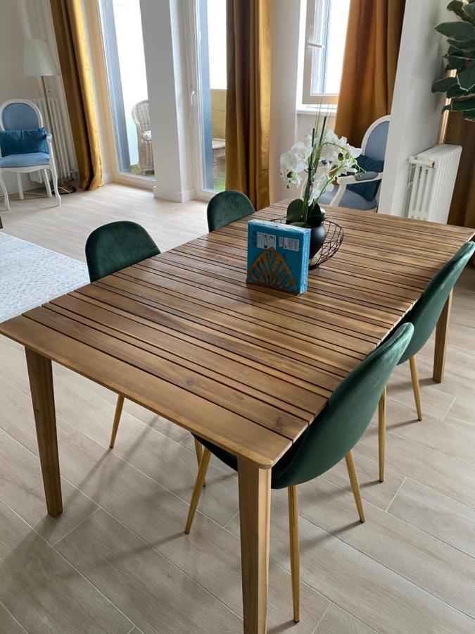 Grand Appartement Courbevoie Paris Екстериор снимка