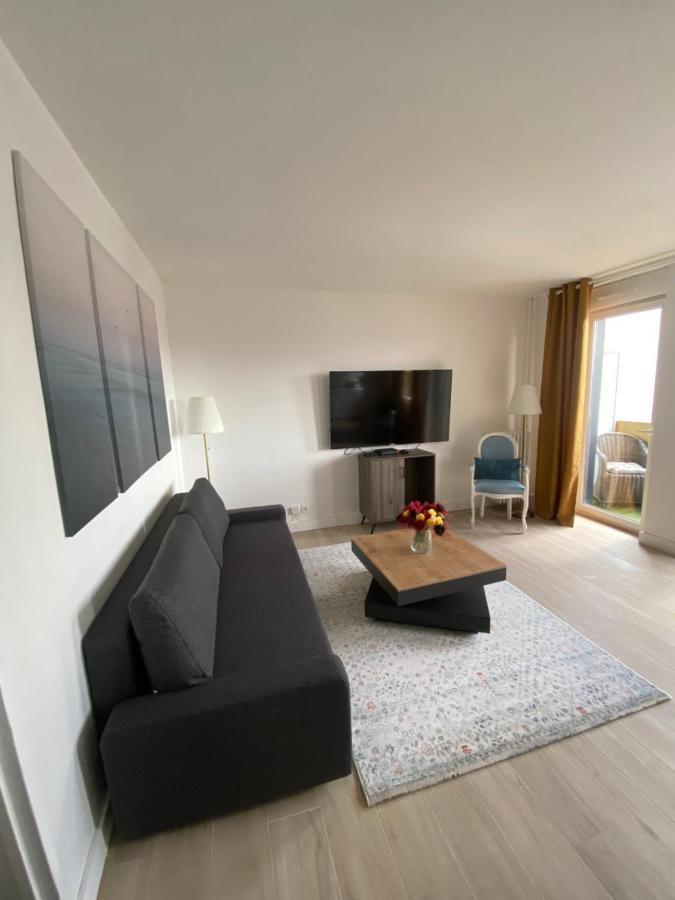 Grand Appartement Courbevoie Paris Екстериор снимка